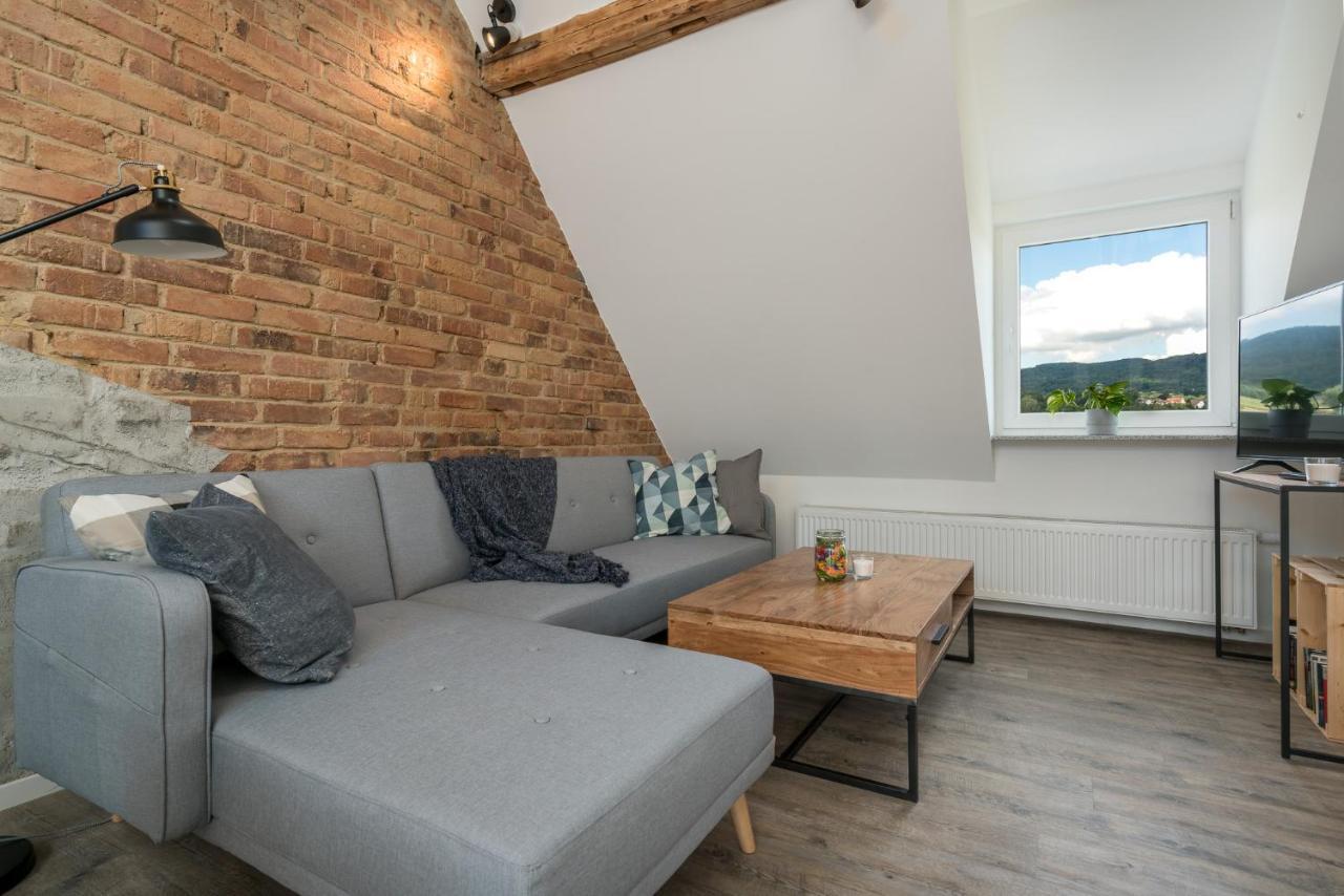 Cassel Lofts - Stilvolles Loft Im Gruenen Mit Balkon Nahe Vw-Werk Apartman Kültér fotó